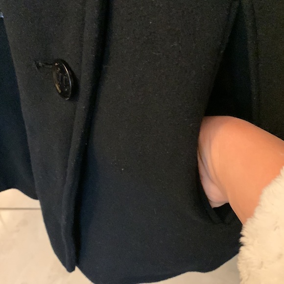 Calvin Kleins woman’s pea coat - Picture 7 of 16